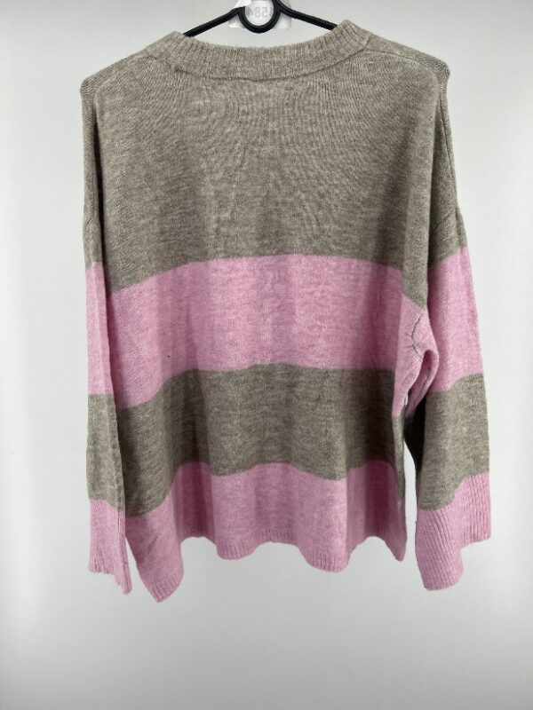 Sweter - obrazek 2